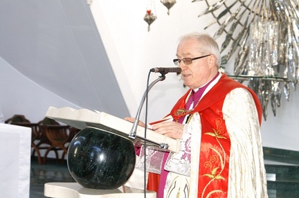 Powitanie przez proboszcza ks. prałata Kazimierza Piastowskiego