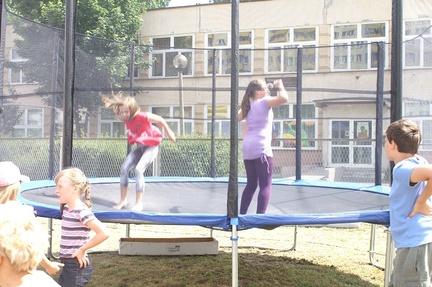na trampolinie