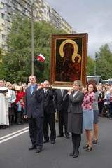 Obraz niesie wspólnota Domowego Kościoła