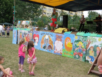 Kolorowa scena